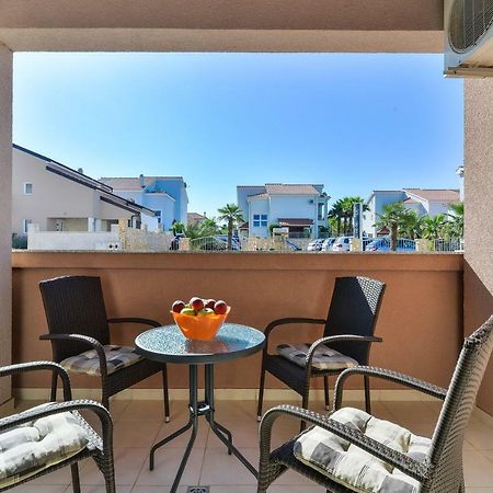 Apartments Dakovic 파코스탄 외부 사진