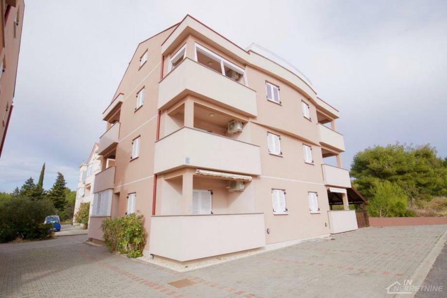 Apartments Dakovic 파코스탄 외부 사진
